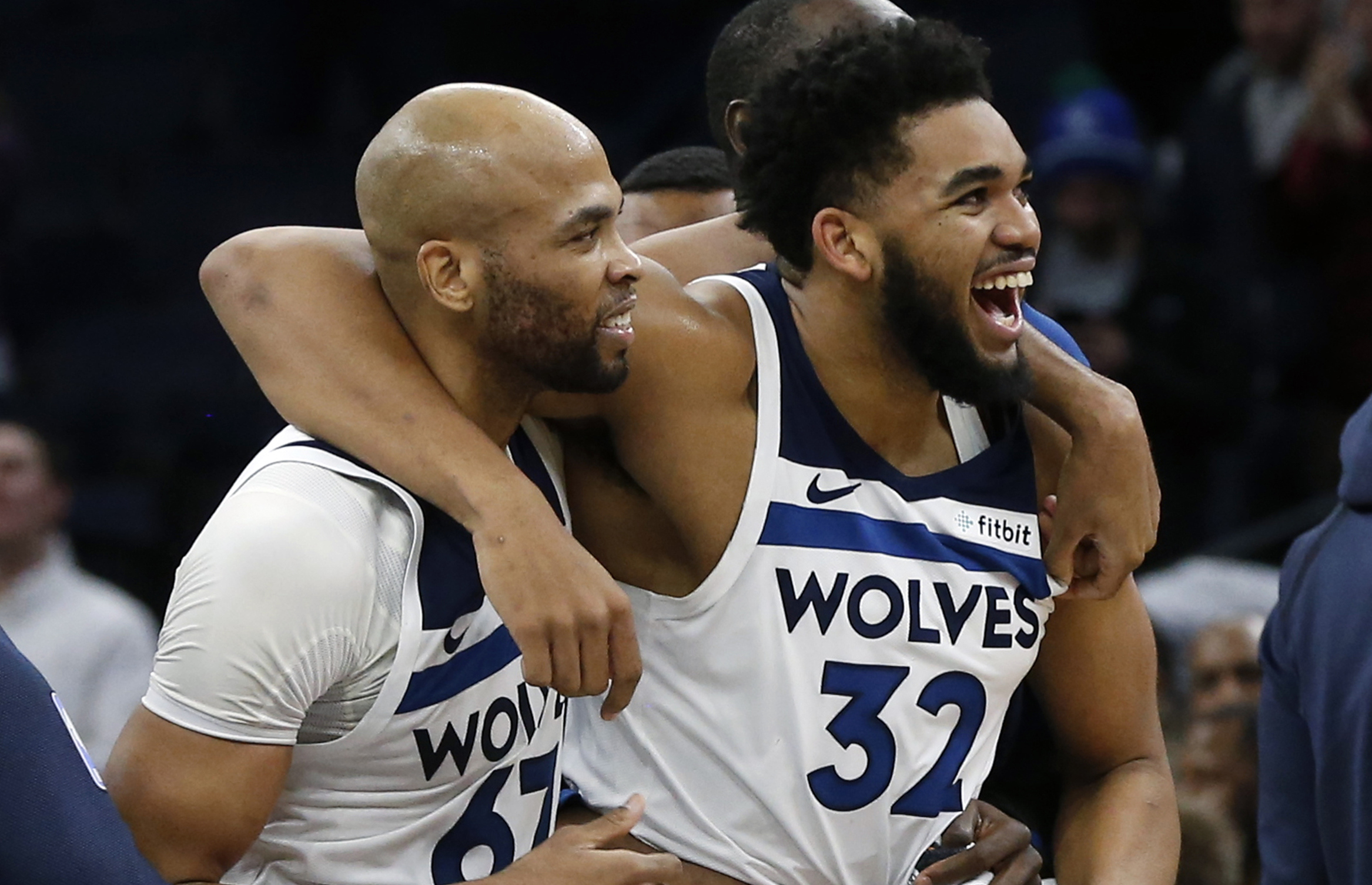 半场战报：莱万特0-2毕尔巴鄂竞技，尼科-威廉斯建功，罗伯特-纳瓦罗破门（半场快讯：毕尔巴鄂竞技2-0领先莱万特，尼科-威廉斯与罗伯特-纳瓦罗先后进球）