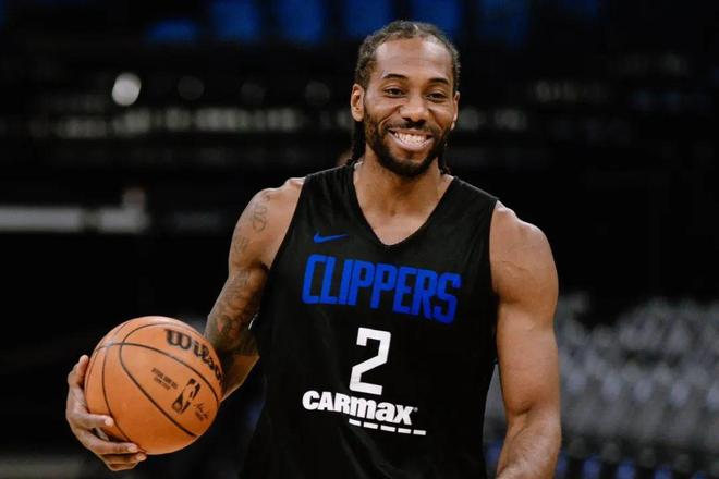 高质量回答！王楚钦赛后的这段采访，建议所有人都学学（王楚钦赛后采访堪称教科书级，建议人人学习）