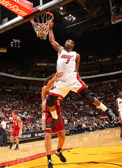 阿森纳3-1完胜拜仁，五档次差距尽显，欧冠小组赛掀翻对手（阿森纳3-1击退拜仁，欧冠小组赛尽显实力差距）